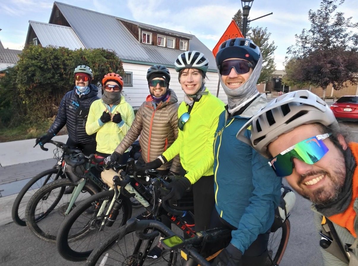 Group selfie at the start in McCall